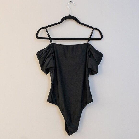 Chic Black Off-Shoulder Bodysuit – Puff Sleeve Glam (Size L) - Picture 2 of 3